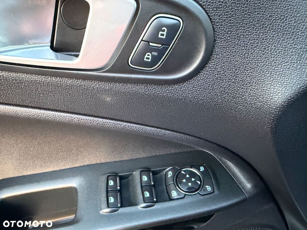 Ford EcoSport 1.0 EcoBoost TITANIUM - 24