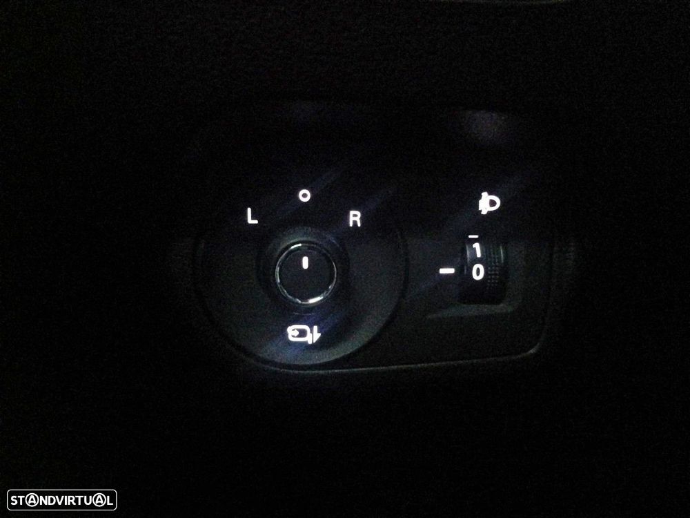 MG MG4 64 kWh Luxury - 19