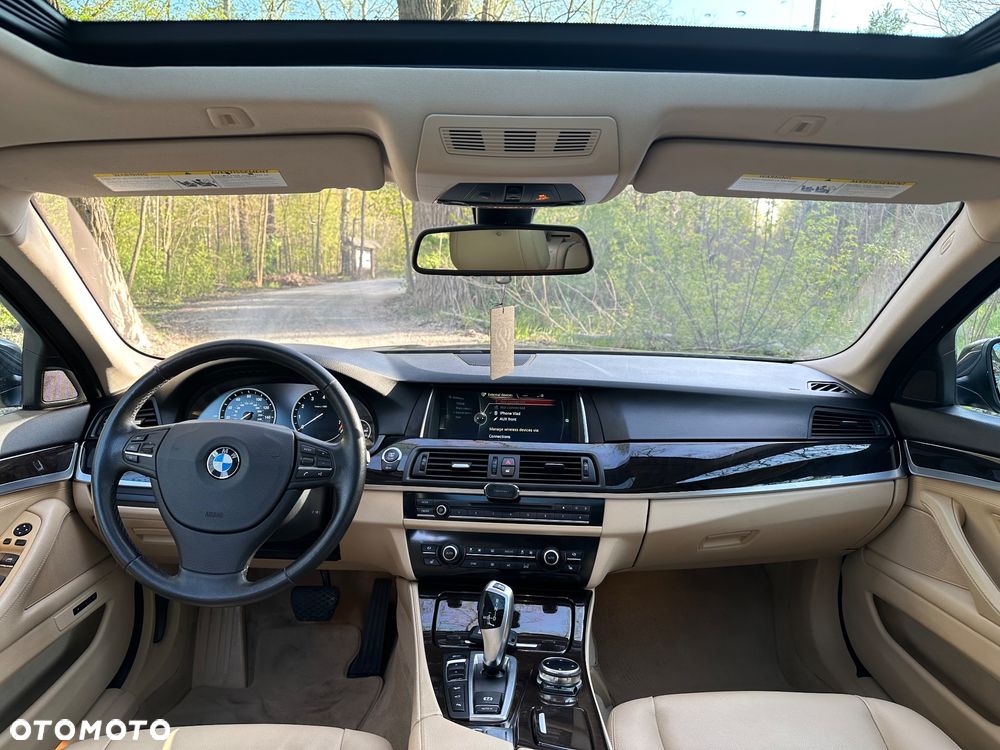BMW Seria 5 528i xDrive - 13