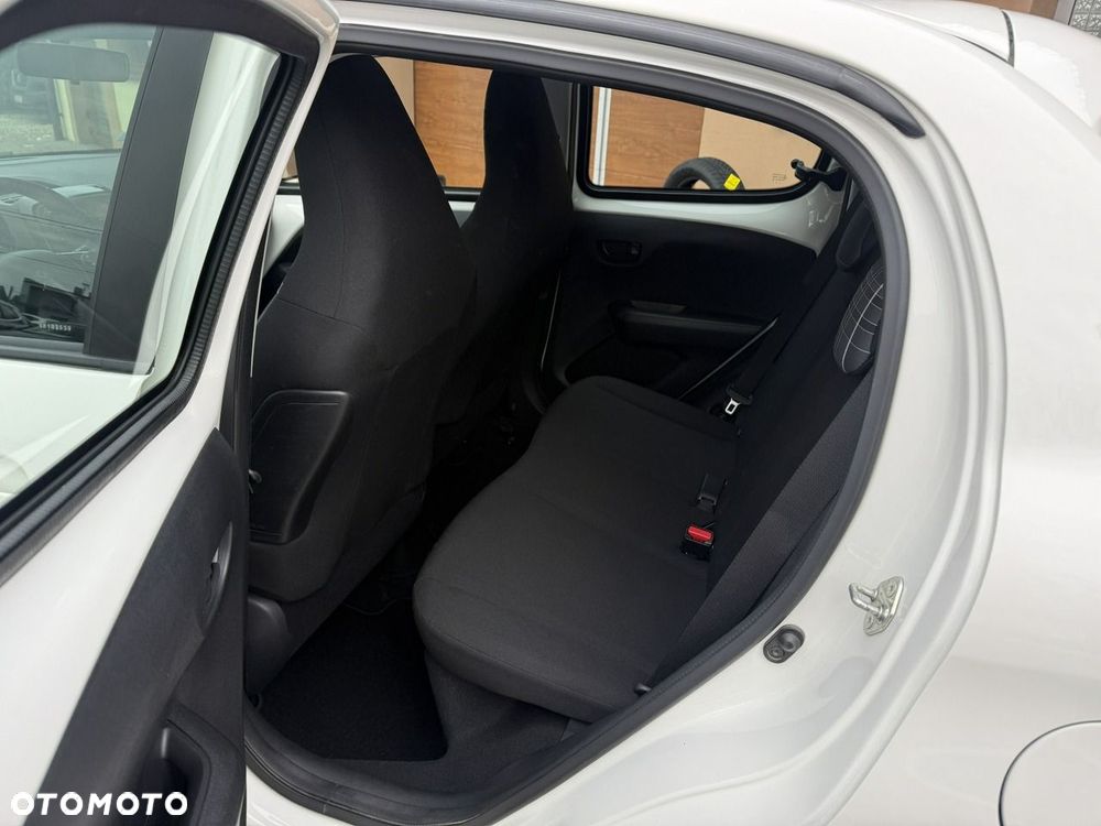 Peugeot 108 - 23