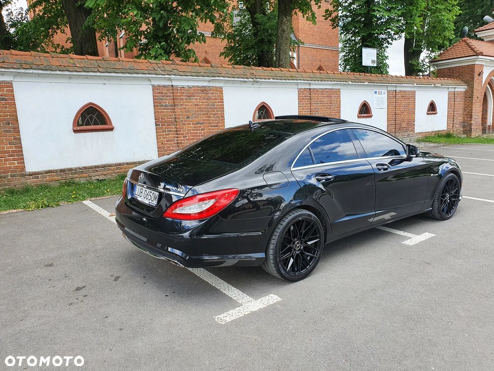 Mercedes-Benz CLS 500 4-Matic 7G-TRONIC - 15