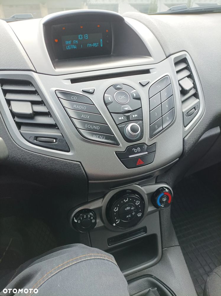 Ford Fiesta - 16