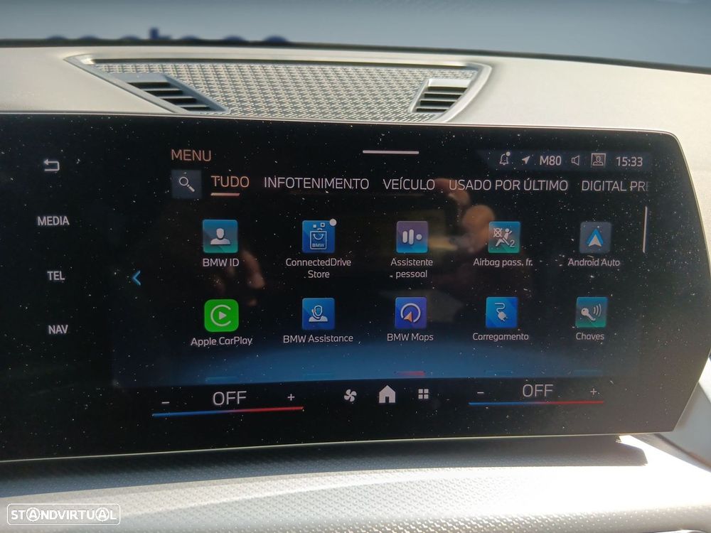 BMW iX1 eDrive20 Pack Desportivo M - 19