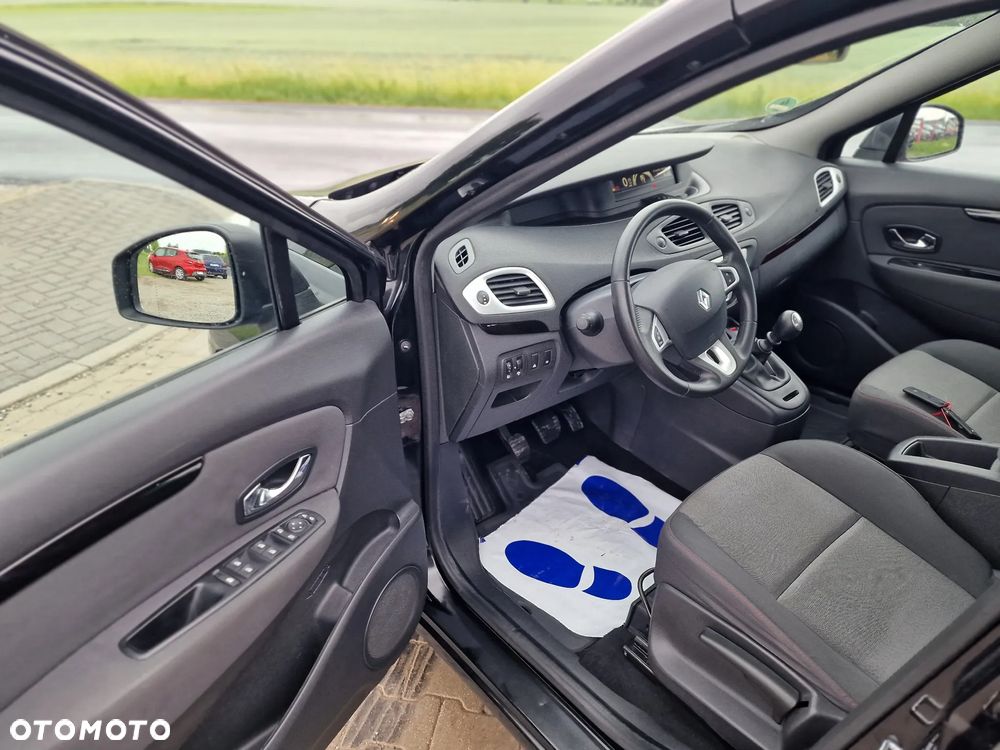 Renault Scenic dCi 110 Xmod Paris - 16