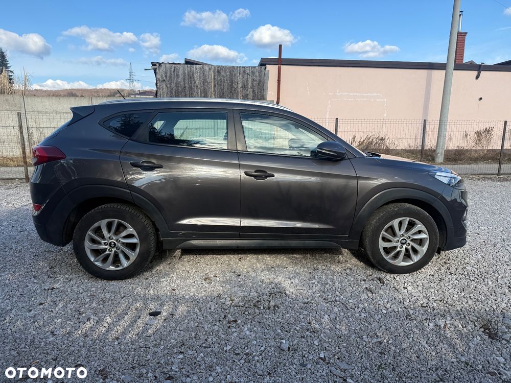 Hyundai Tucson 2.0 CRDi 4WD Automatik Style - 9