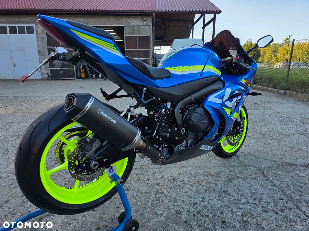 Suzuki GSX-R - 8