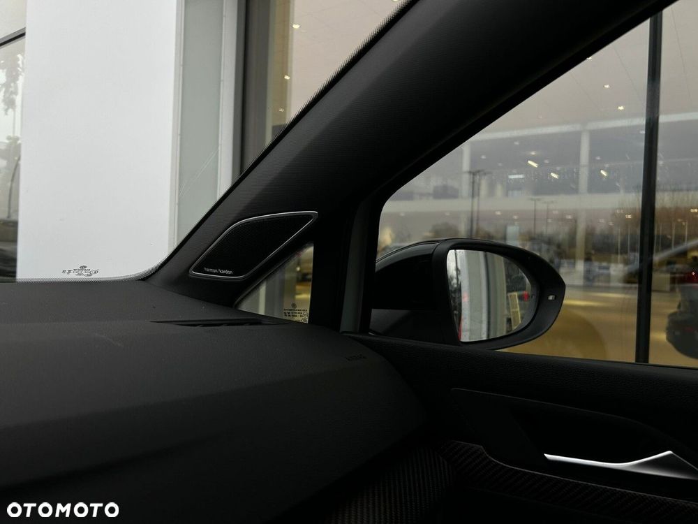 Volkswagen Golf - 23