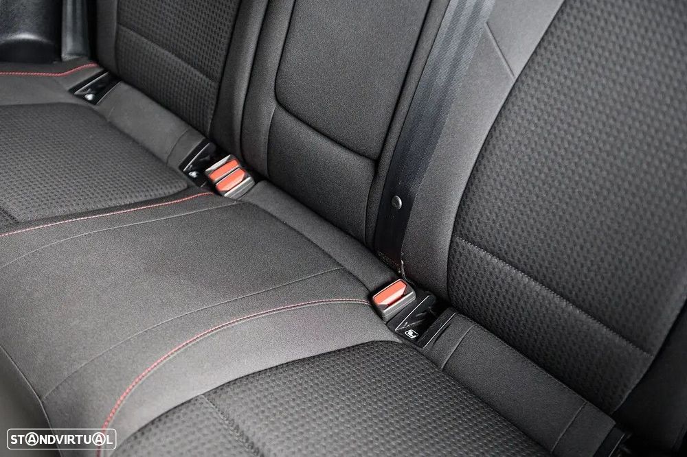 Ford Focus SW 1.0 EcoBoost ST-Line - 25