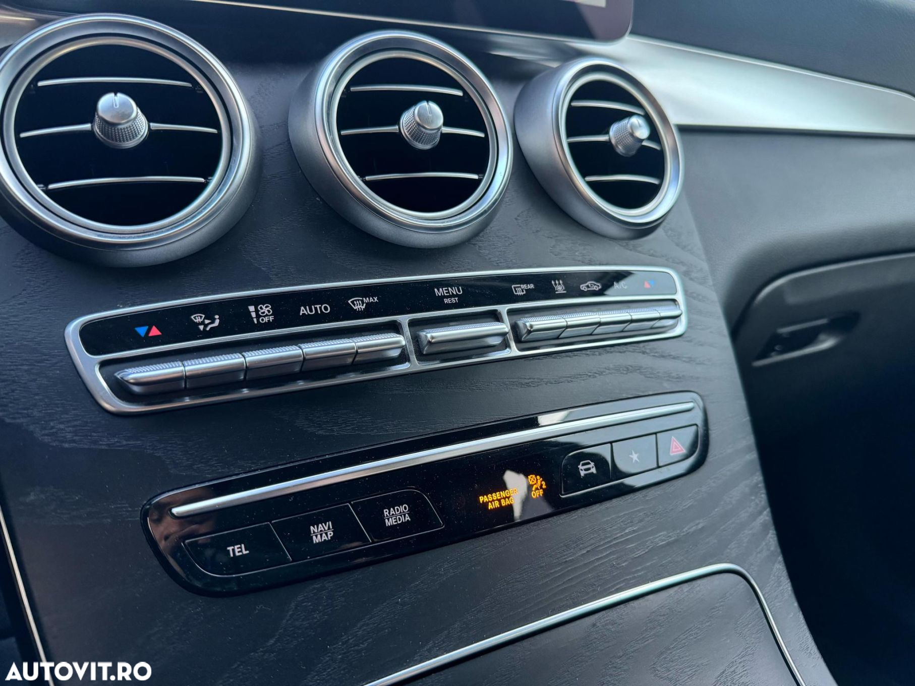Mercedes-Benz GLC 300 e 4Matic 9G-TRONIC - 20