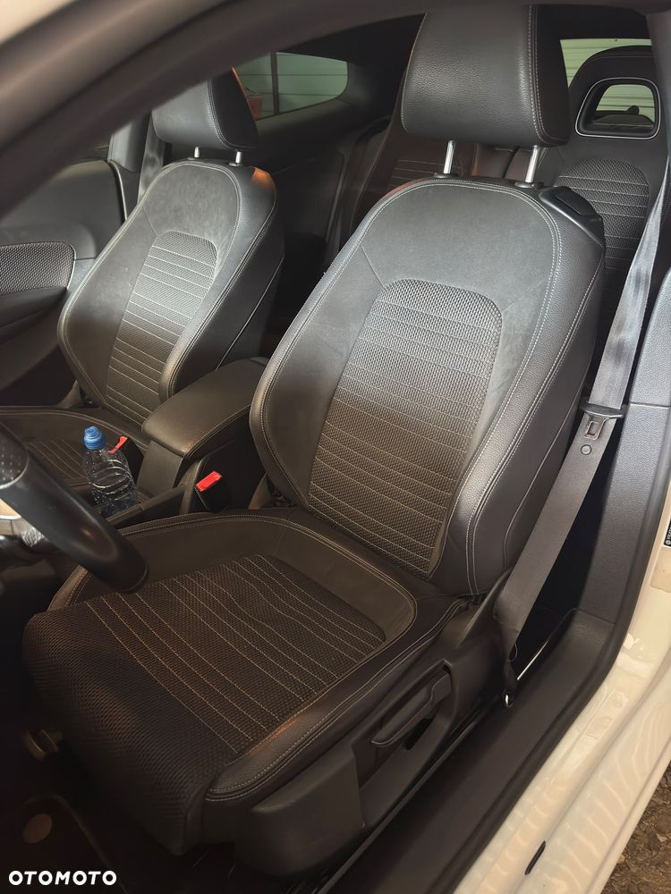 Volkswagen Scirocco 1.4 TSI DSG - 9