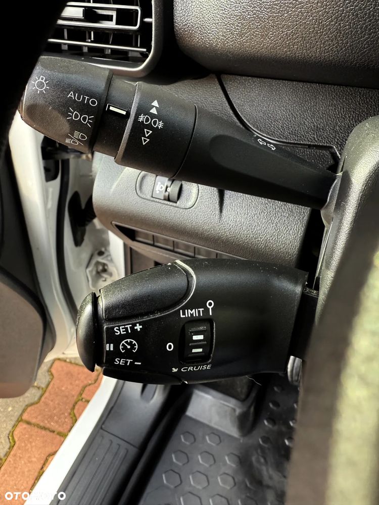 Peugeot Partner - 26