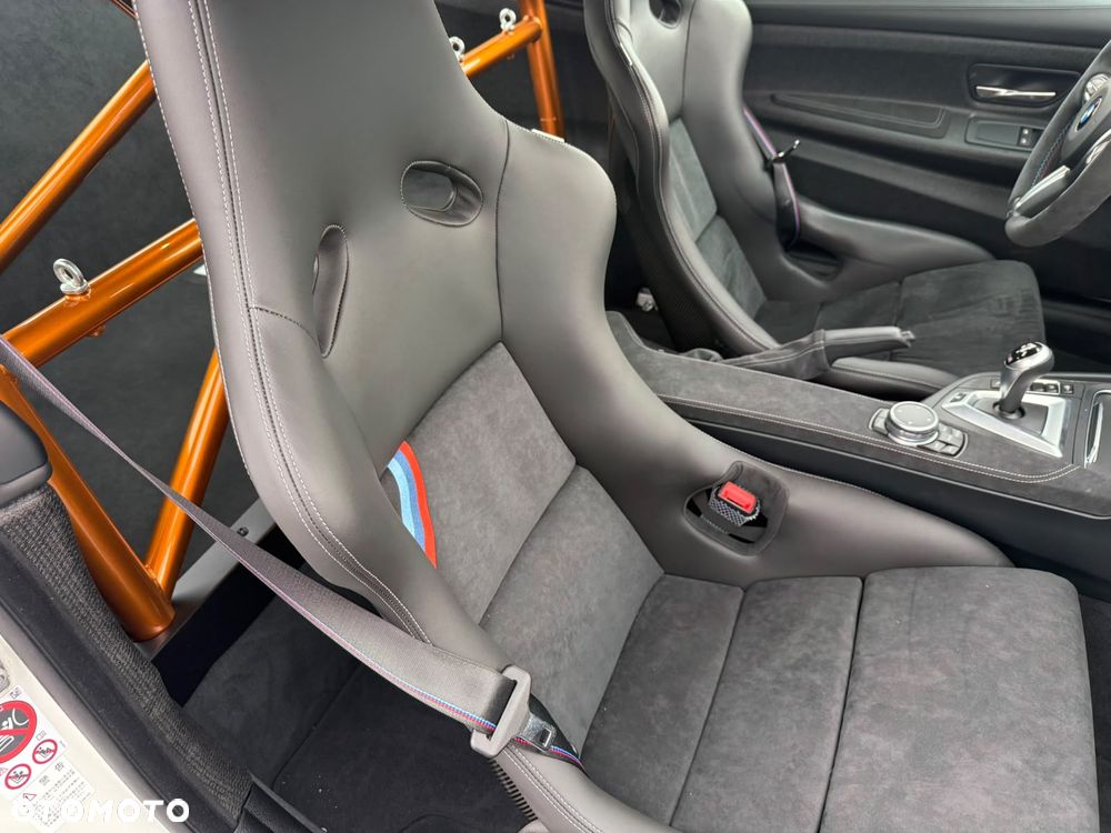 BMW M4 - 35