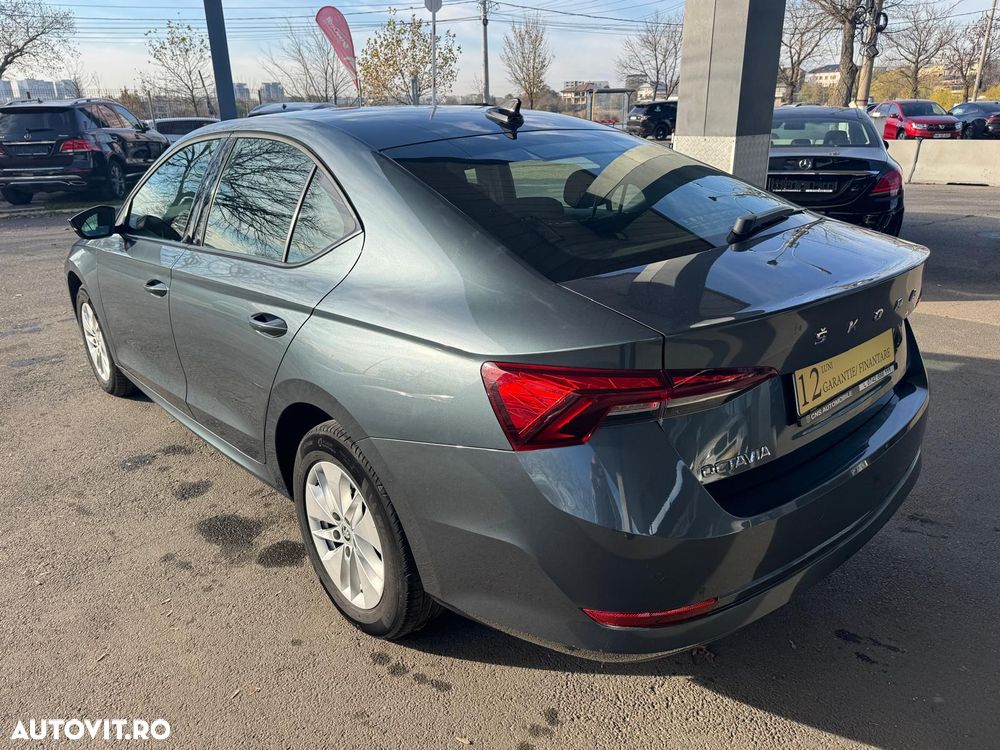 Skoda Octavia 2.0 TDI DSG Style - 13