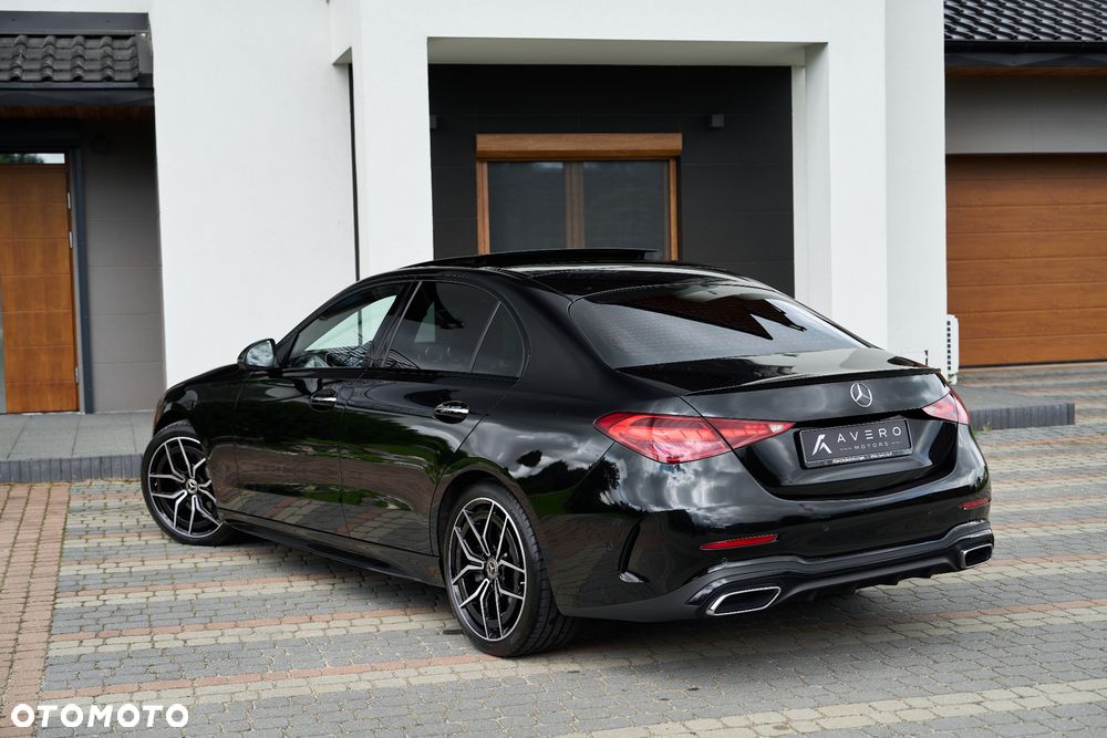 Mercedes-Benz Klasa C 200 mHEV 4-Matic AMG - 16