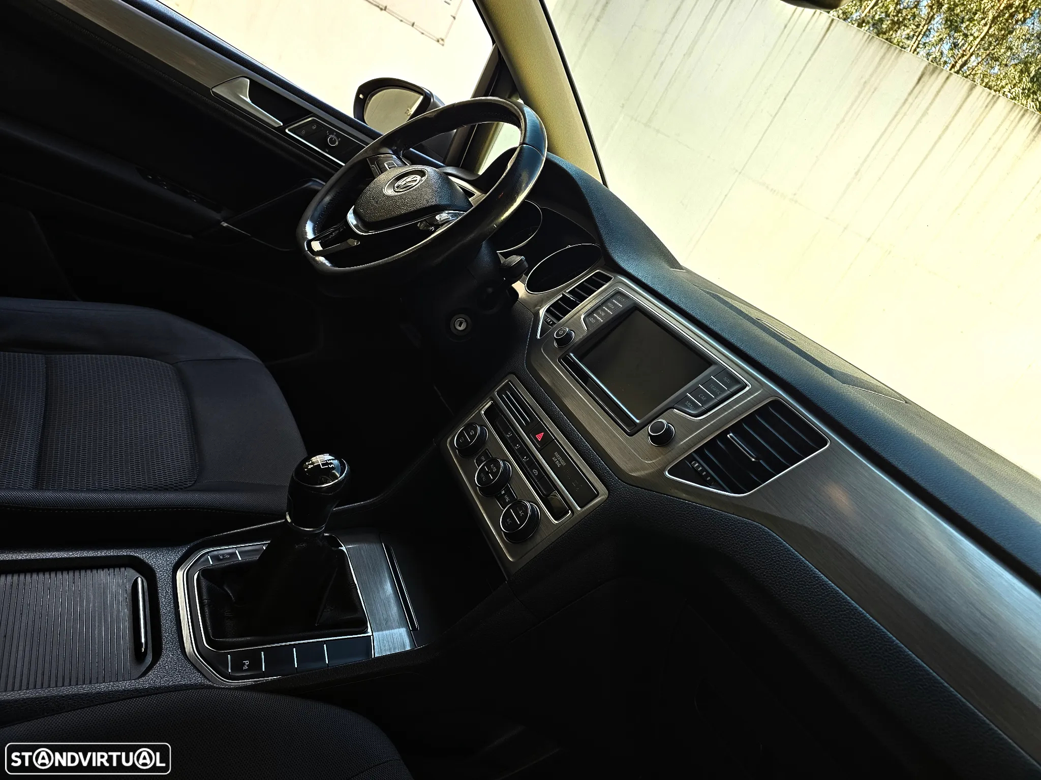 VW Golf 1.6 TDI Highline - 45
