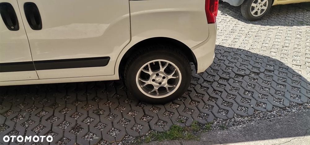 Fiat Qubo - 11