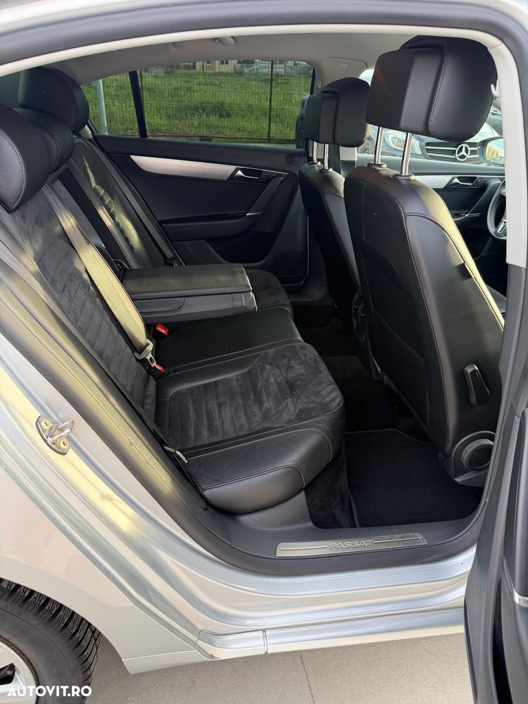 Volkswagen Passat 1.8 TSI Exclusive - 11