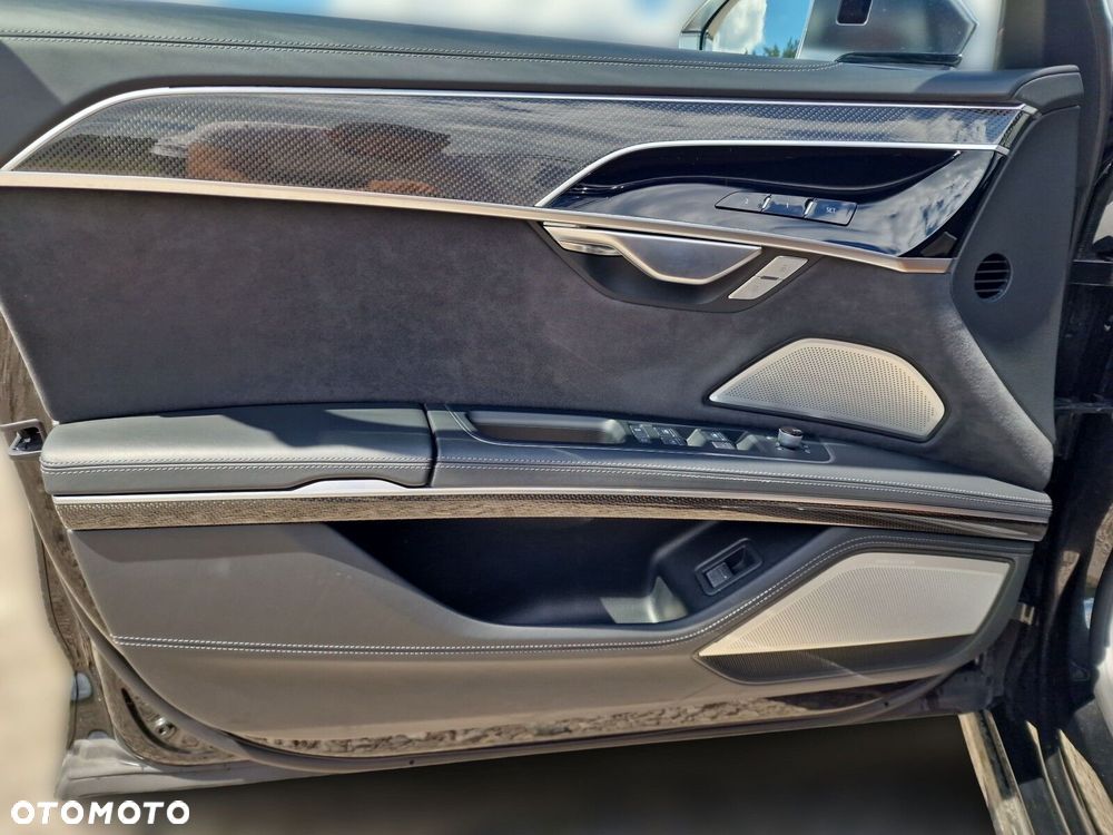 Audi S8 TFSI mHEV Quattro Tiptr - 14