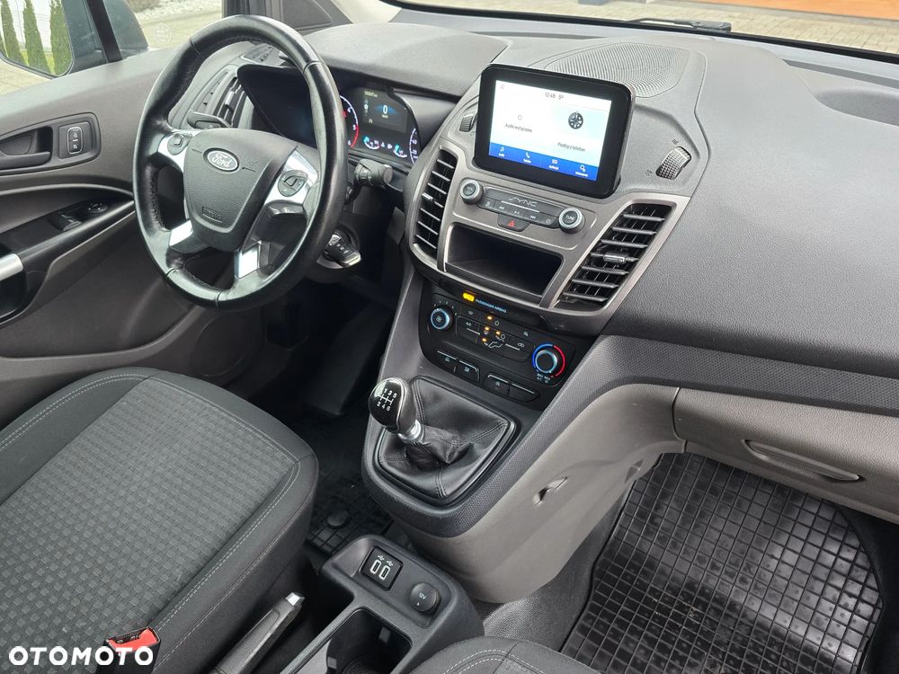 Ford Transit Connect - 11