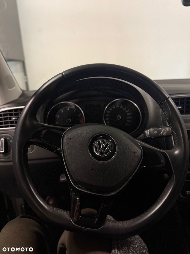 Volkswagen Polo - 6