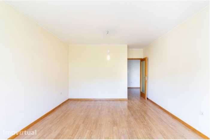T3 Fanzeres com 2 WC completos + Elevador + Lugar de Garagem - Grande imagem: 3/12