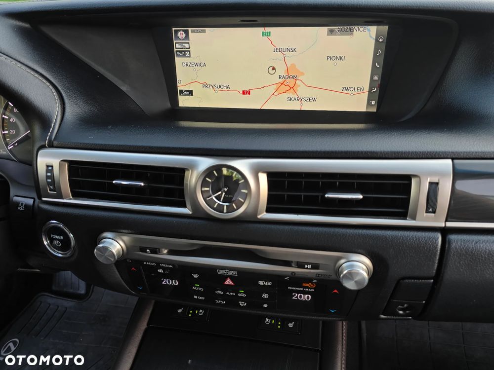 Lexus GS 300h Luxury Line - 25