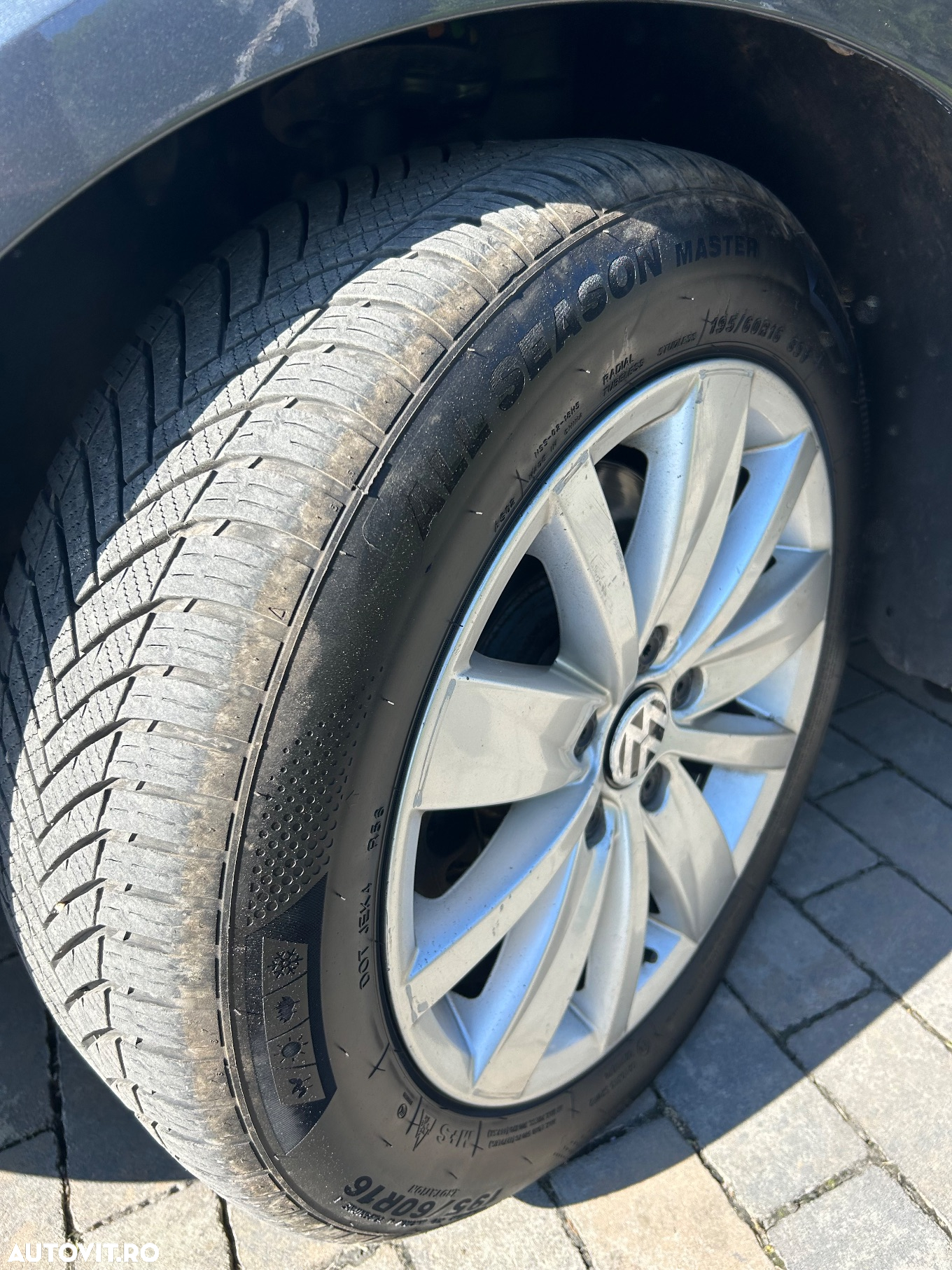 Volkswagen Passat Variant 2.0 Blue TDI DSG SCR Comfortline - 19