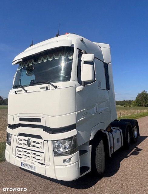 Renault T480 6x2 pusher - 3