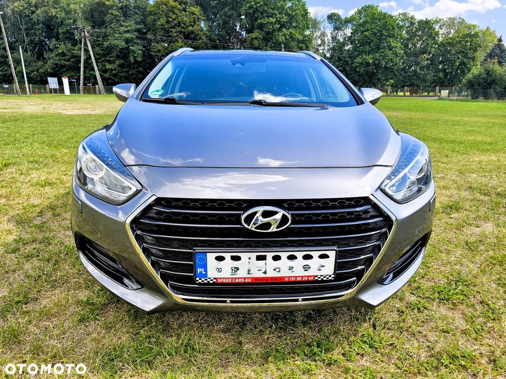 Hyundai i40 Kombi 1.7 CRDi Premium - 2