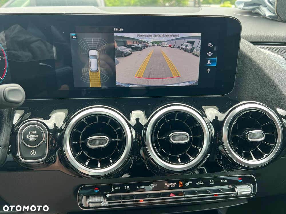Mercedes-Benz GLA 180 d 8G-DCT Style - 13