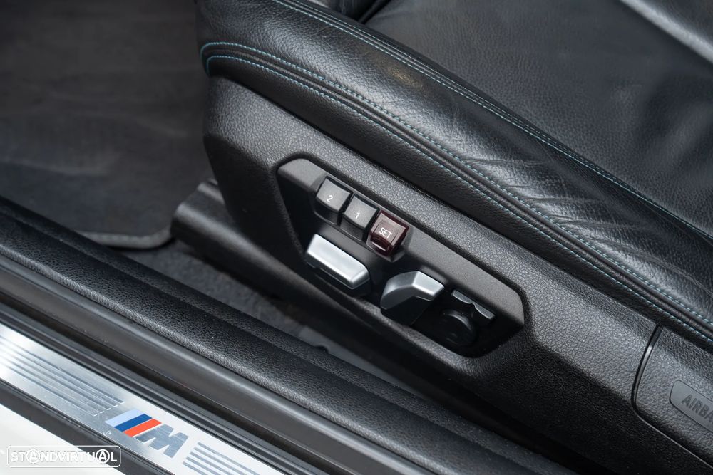 BMW M2 Auto - 22