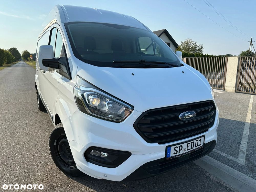Ford TRANSIT CUSTOM - 9