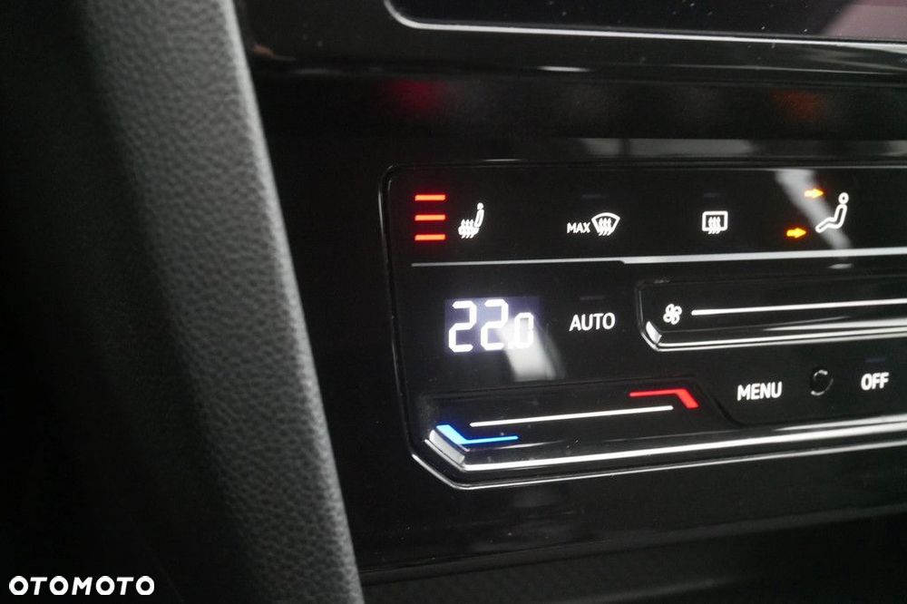 Volkswagen Passat Variant - 22