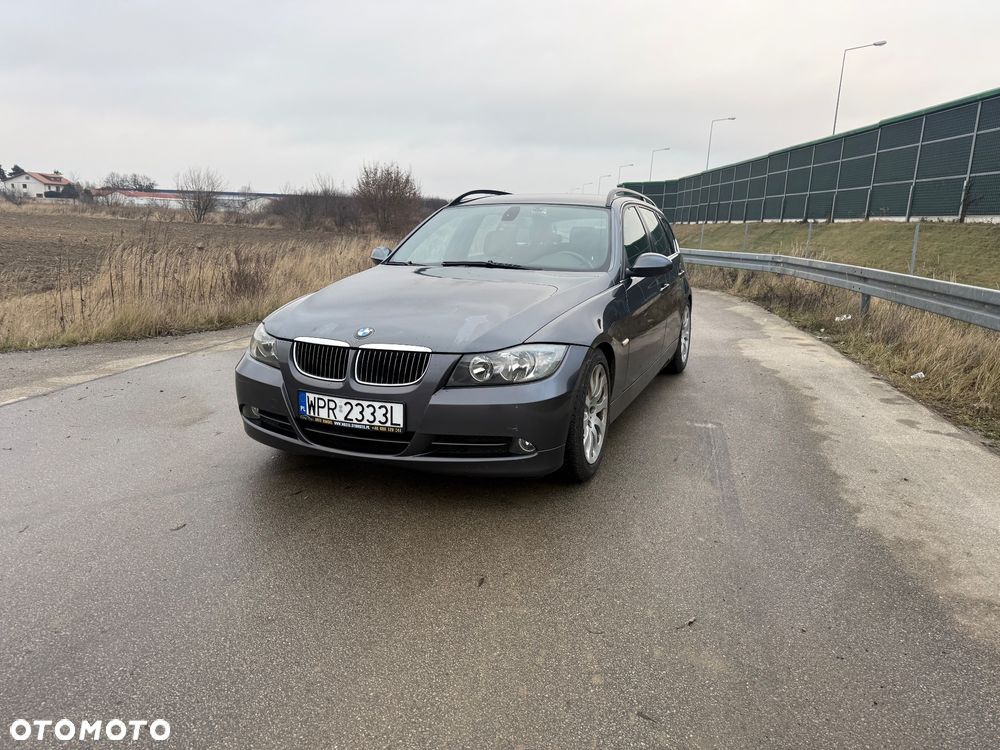 BMW Seria 3 330d - 1