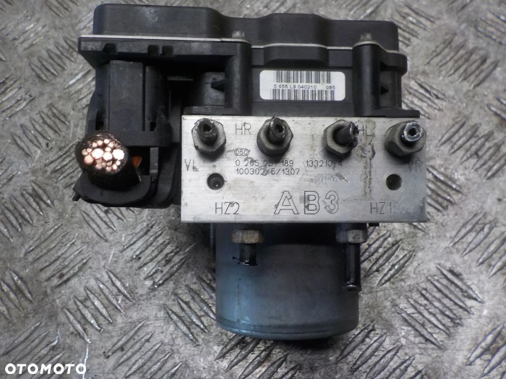 OPEL CORSA D 1.6T POMPA HAMULCOWA ABS 13321074 - 2