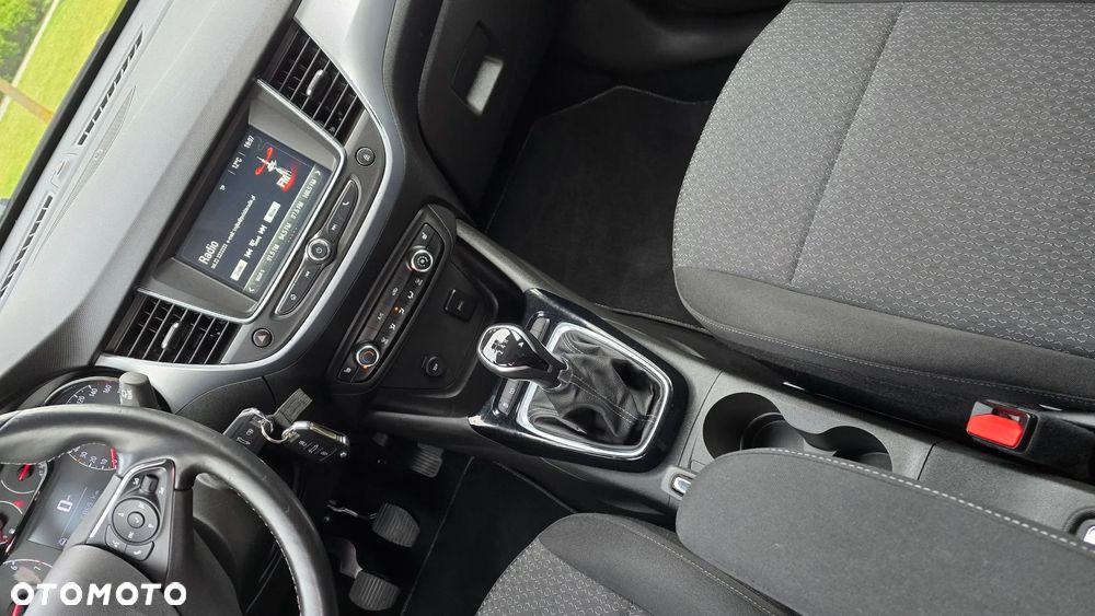 Opel Crossland X - 14