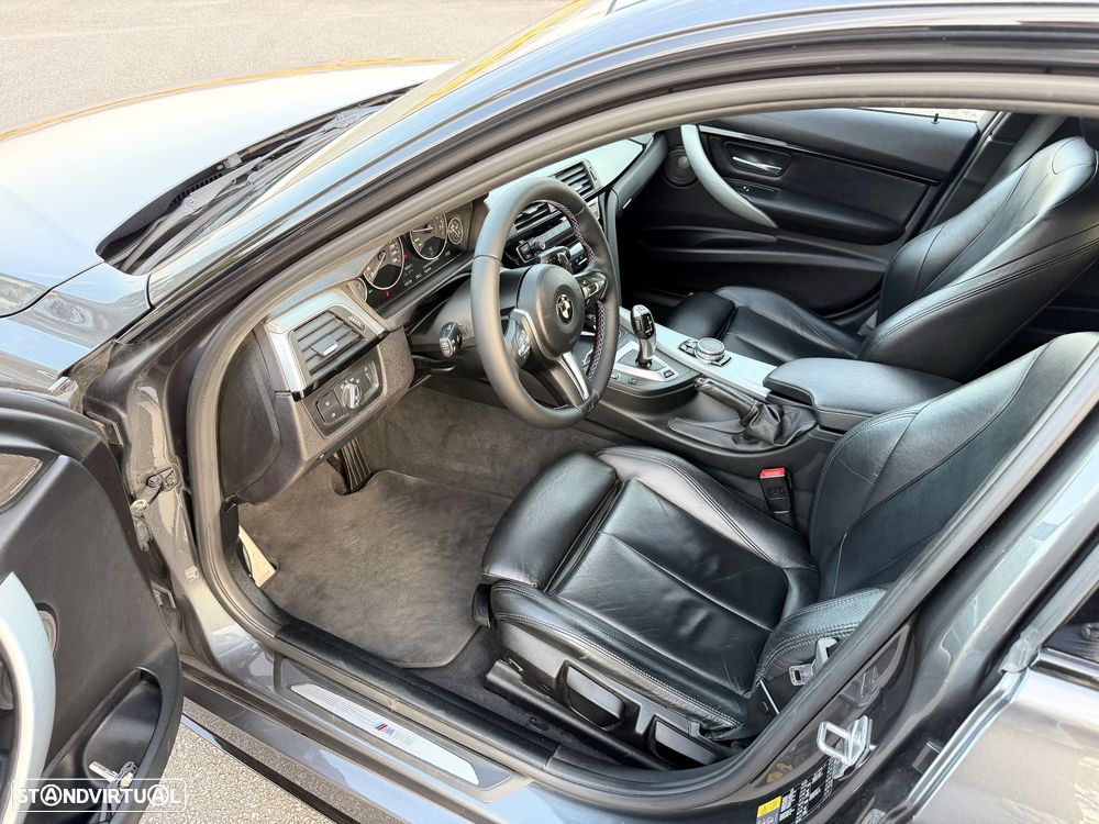 BMW 330 e iPerformance Pack M - 11