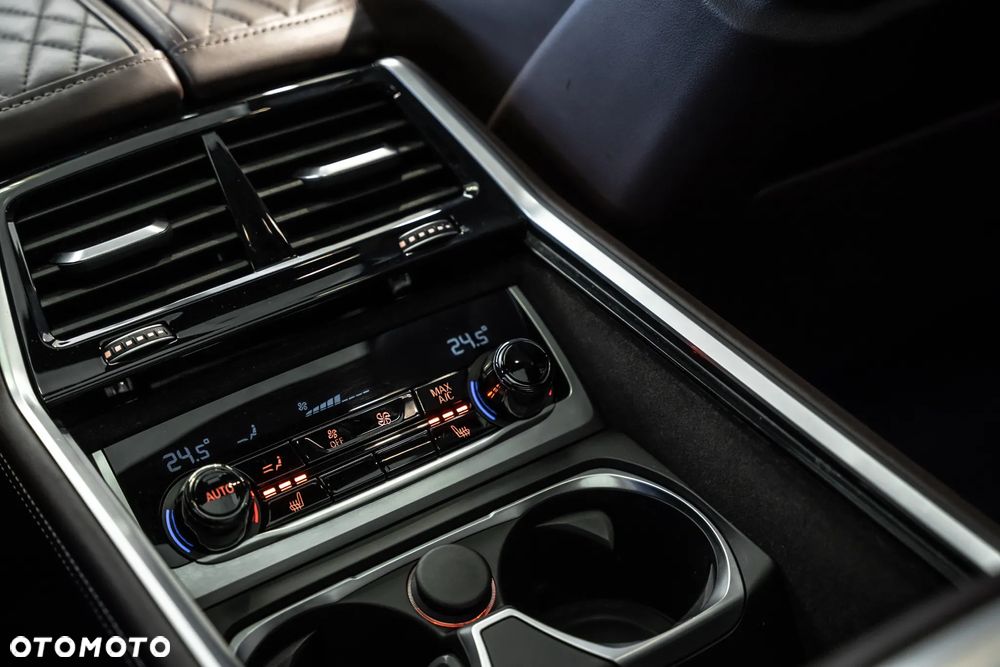 BMW Seria 7 745Le xDrive - 29