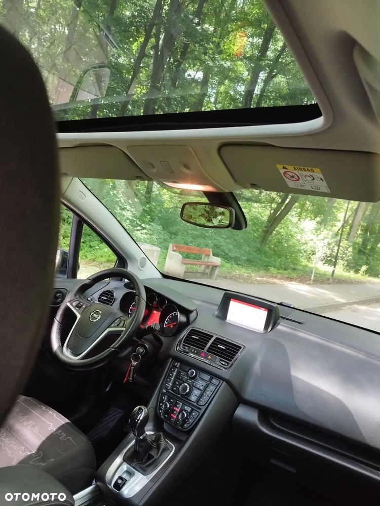 Opel Meriva - 8