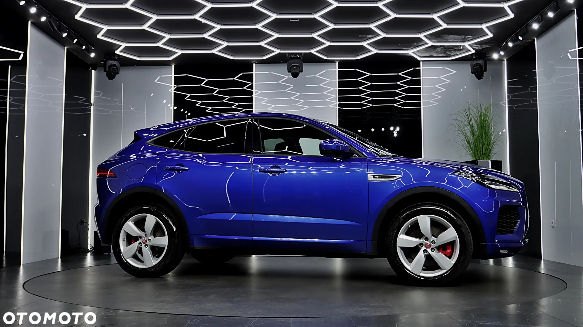 Jaguar E-Pace 2.0 i4P AWD R-Dynamic SE - 12