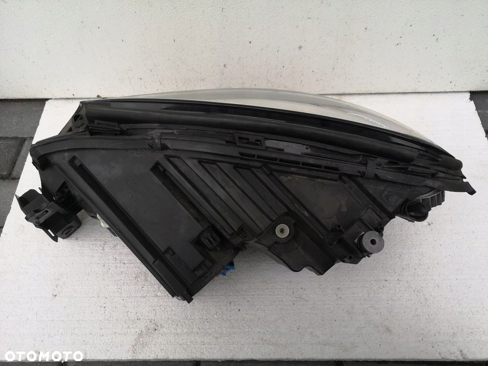 Lampa LED Prawa Mercedes W166 - 6