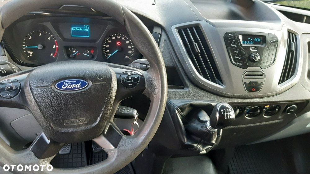Ford Transit - 10