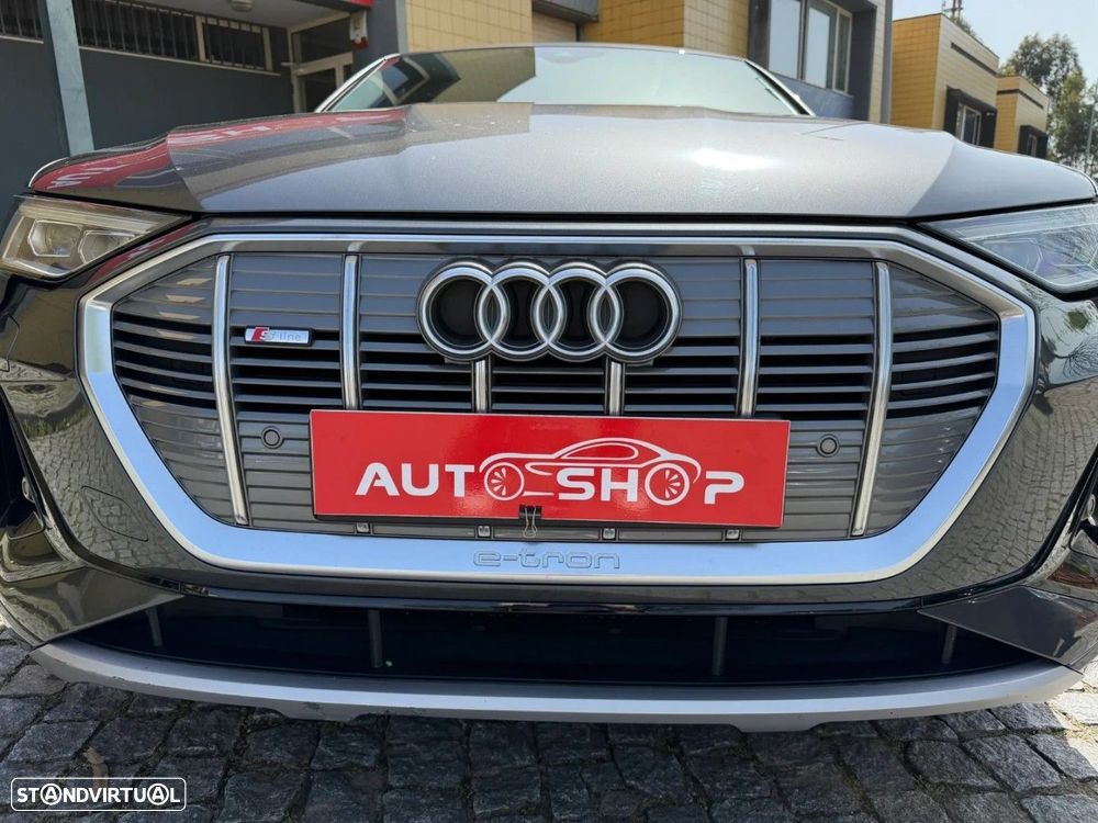 Audi e-tron 55 quattro S line - 11