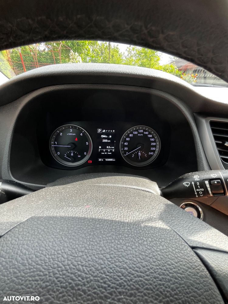Hyundai Tucson 2.0 CRDI 4WD 6AT Premium+ - 5