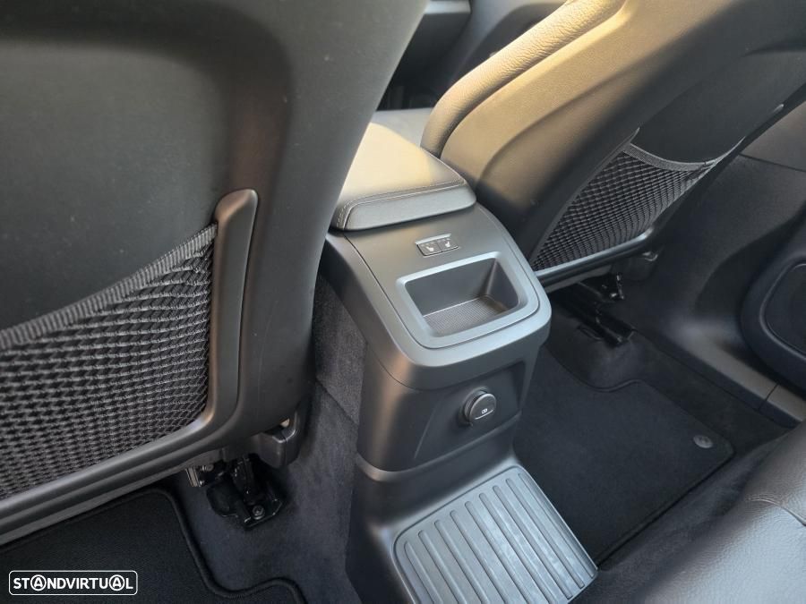 Volvo XC 60 2.0 T6 PHEV Core AWD - 17