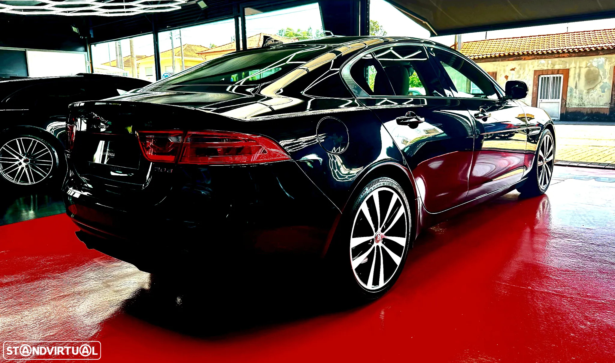 Jaguar XE 2.0 D Prestige Aut. - 6