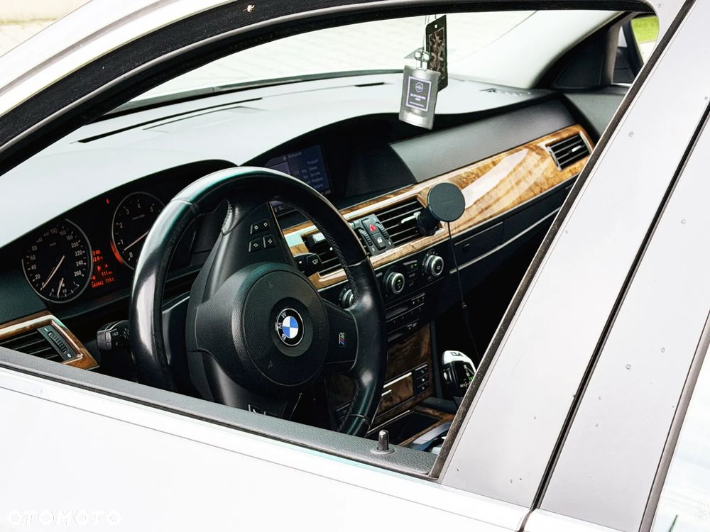 BMW Seria 5 - 14