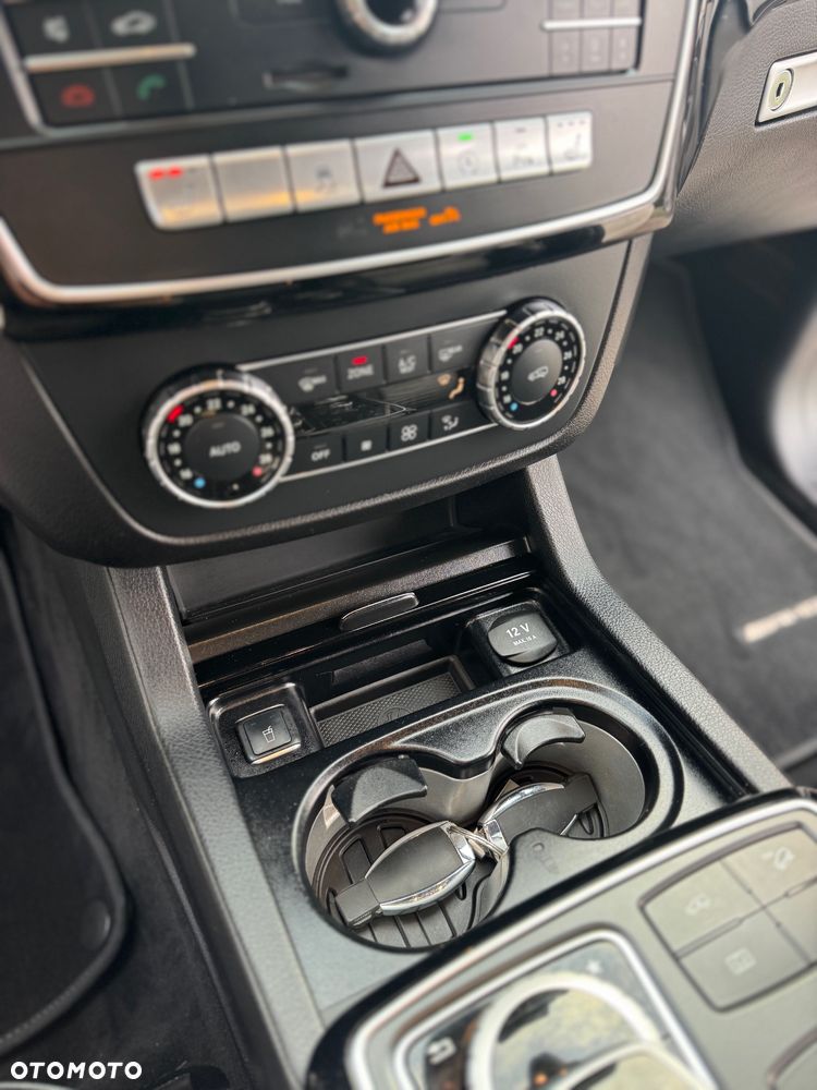 Mercedes-Benz GLE 350 d 4Matic 9G-TRONIC AMG Line - 22