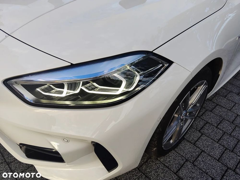 BMW Seria 1 118i M Sport - 22