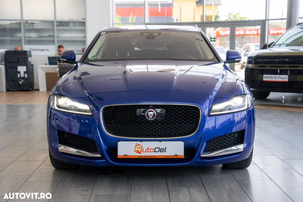 Jaguar XF 20d AWD Prestige - 8